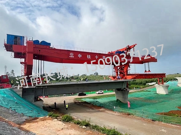 常州900噸高鐵架橋機