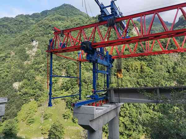 450T架橋機(jī) 450T架橋機(jī)