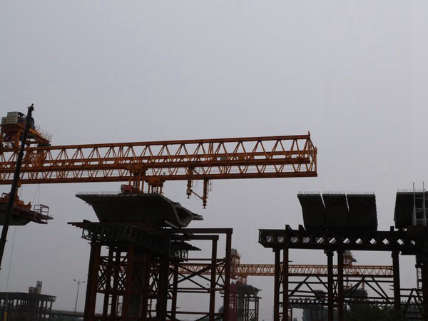 節(jié)段拼架橋機(jī)出租